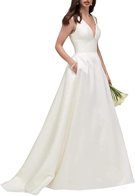 19 Simple Elegant Wedding Dresses For The Non Traditional Bride