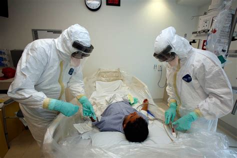 Military Prepares Ebola Team For U S Time