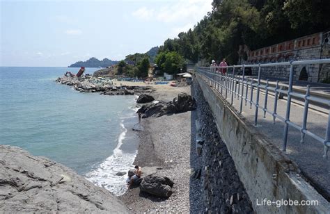 Beaches of Santa Margherita Ligure. Coast of Santa Margherita Ligure (port)