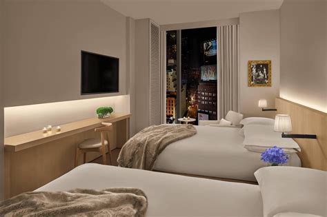 Suites in Times Square New York | The Times Square EDITION