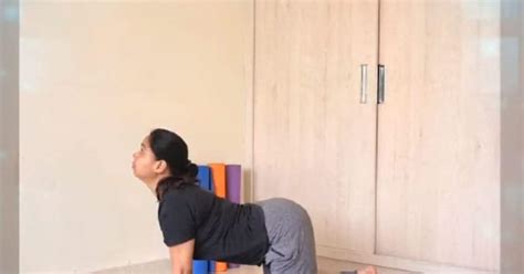 Yoga Session पेट की मांसपेशियां मजबूत बनाने के लिए रोज करें 2 आसन डाइजेशन होगा दुरुस्त Yoga