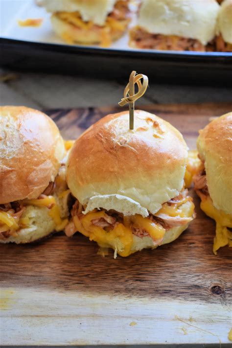 Cheesy Barbecue Chicken Sliders Julias Cuisine