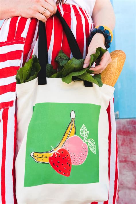 26 Ways To Decorate A Plain Tote Bag