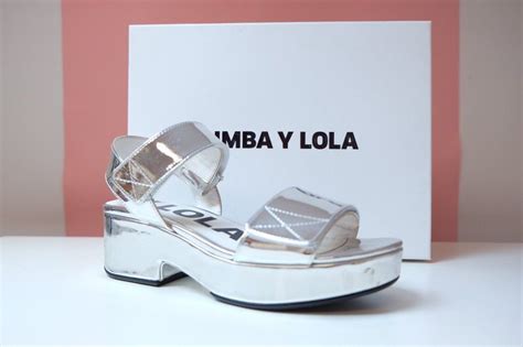 Venta Zapatillas Plateadas Bimba Y Lola En Stock