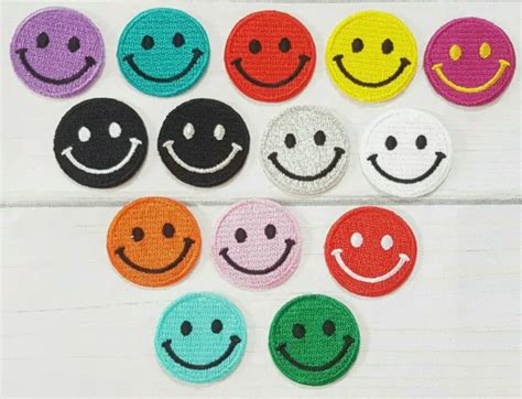 SMILEY FACE MINI Iron On Sew On Embroidered Patch Badge Arts Craft 1