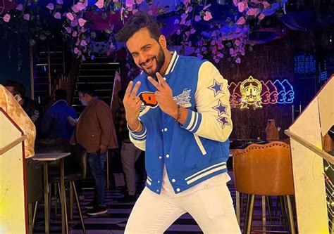 Bigg Boss Ott 2 Is Abhishek Malhan Aka Fukra Insaan Ready To Find Love Inside The House