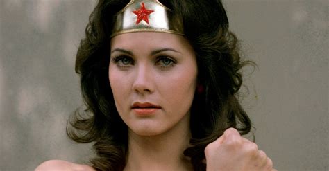 Lynda Carter Deflects Critics Of Wonder Woman The New York Times