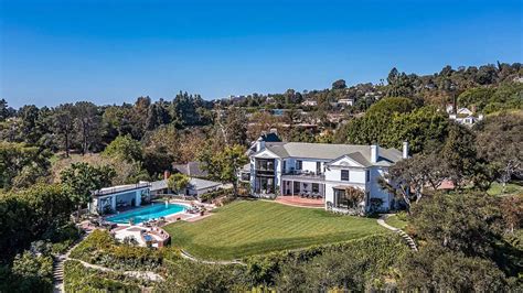 Stunning Million Dollar Homes In La