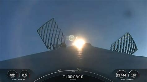 Rakieta SpaceX wystrzeliwuje 53 satelity Starlink na orbitę i ląduje na