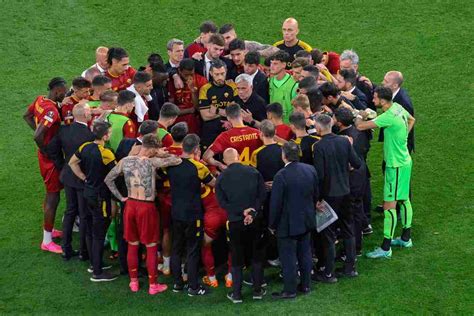 Annuncio Mourinho Ancelotti Colpo Di Scena A Roma Cosa Sta Succedendo