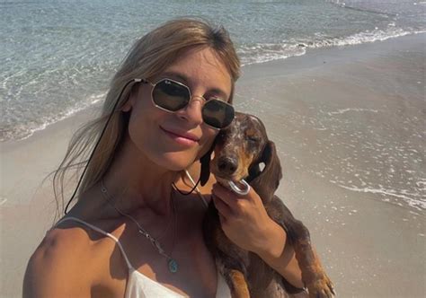 Influencer y diseñadora así es Carla Cotterli la nueva novia de