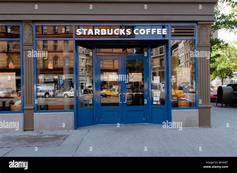 Starbucks, New York City Stock Photo - Alamy