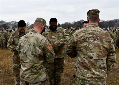 Dvids Images Massachusetts Army And Air National Guard Members Pose For Photo [image 6 Of 14]