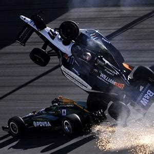 Indy 500 winner Wheldon killed in fiery Las Vegas crash