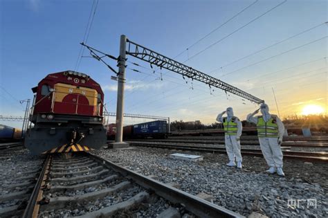 全国首趟境内外全程时刻表中欧班列顺利通行 阿拉山口 查验 出入境