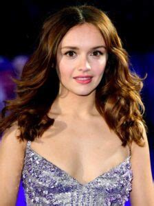 Olivia Cooke Body Measurements Height Weight Bra Size