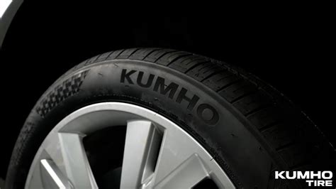 How Kumho’s Crugen HP71 EV tire handles the demands of an EV SUV - YouTube