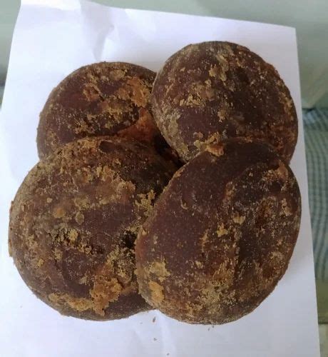 Ball Natural Organic Solid Coconut Jaggery Thennaikaruppatti Shape