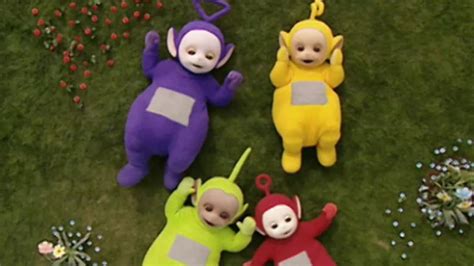 Watch Classic Teletubbies Season 7 Episode 9 Playing With Colourful