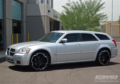 2007 Dodge Magnum With 22 Giovanna Dalar 5 In Machined Black Wheels