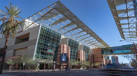 Learn How the Phoenix Convention Center Prepares for the Final Four