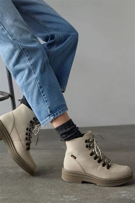 Teva Midform Hiking Boot | Urban Outfitters