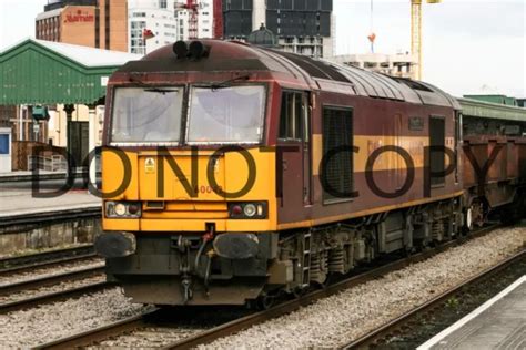 Uk Diesel Train Railway Photograph Of Class 60 60042 Loco Rm60 213 £1