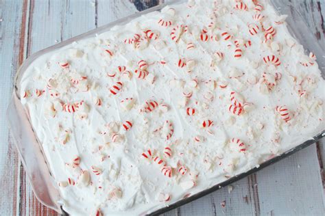 4 Ingredient Frozen Peppermint Delight Christmas Dessert