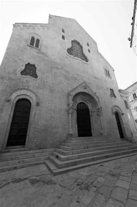 Bisceglie (Puglia, Italy) - Old Cathedral Stock Photo - Image of traditional, mediterranean ...