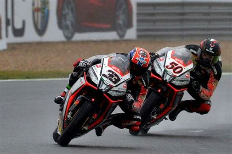 Melandri Guintoli Aprilia Sbk Motorcycle News Racing Super Bikes