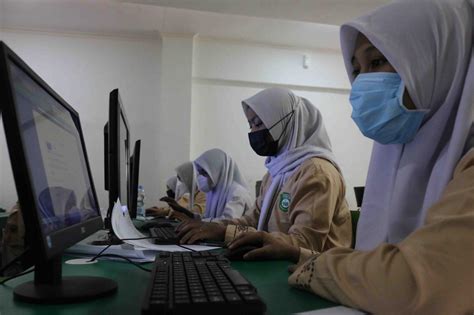 FOTO Antisipasi Klaster Penularan Covid 19 Di Sekolah