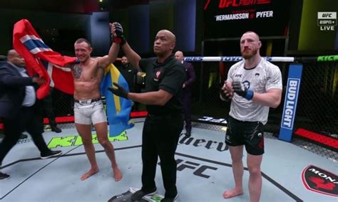 Les pros réagissent après que Jack Hermansson ait battu Joe Pyfer à l