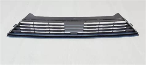 FORD FIESTA MK8 St Line 2017 2023 Genuine Front Bumper Lower Grill 79