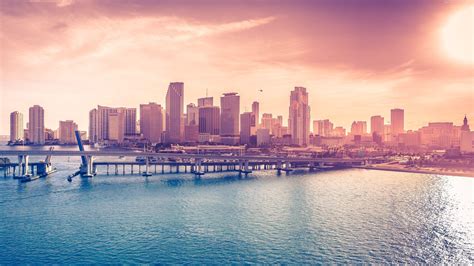 Miami Skyline Wallpapers - Top Free Miami Skyline Backgrounds ...