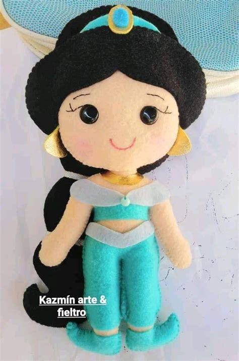 Pin De Betzy Em Figuras De Fieltro Jasmine E Aladdin Princesas De