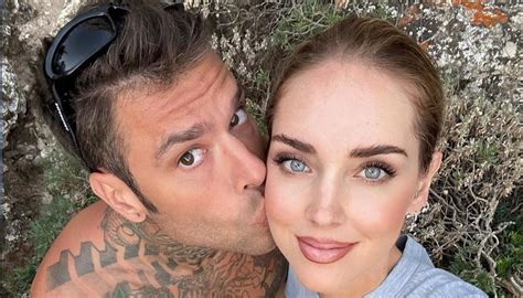 Fedez Compie 34 Anni Le Foto Della Festa E Lamore Di Chiara Ferragni