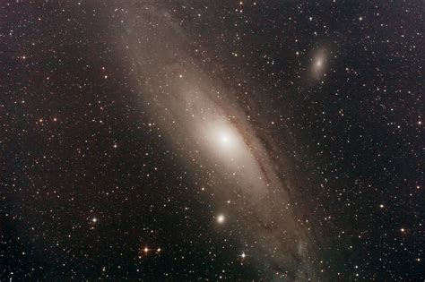 Andromedagalaxie Messier 31 Im Sternbild Andromeda Spektrum Der