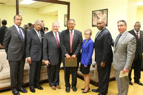 Hampden County Hall Of Justice Renamed For Judge Roderick L Ireland