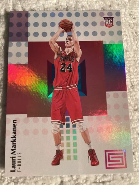 2017 18 Panini Status Rookies Lauri Markkanen 120 Rookie Card RC Bulls