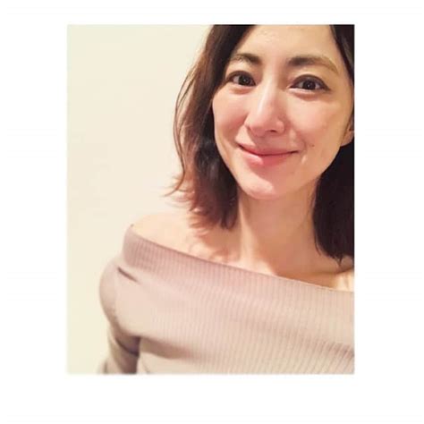 前田ゆかさんのインスタグラム写真 前田ゆかinstagram「急に思い立って作った、 混ぜるだけの プレーンなパウンドケーキ