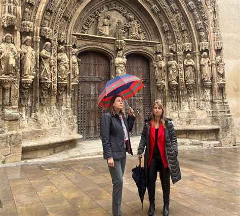 La Secretaria Auton Mica De Turismo Visita Requena Para Conocer El