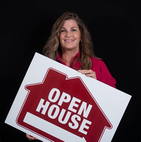 Glenda Laughlin - Bright Star RES | Middlebury IN