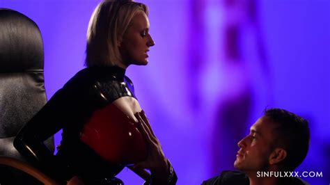 Alluring Hot AF Blonde Babe Angel Wicky Gives A Fantastic Solid Blowjob