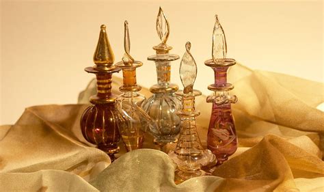 enchanting world  arabic perfumes    authenticity