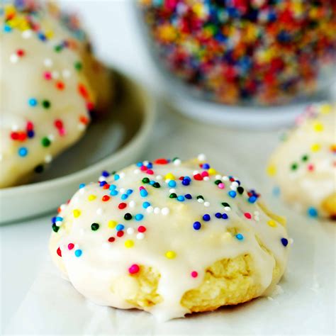 recipes for sour cream cookies 1