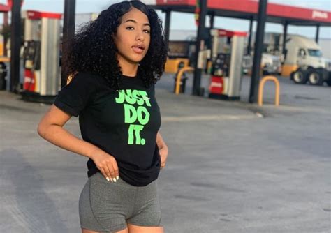 11 Sexy Aya Tanjali Bikini Pics