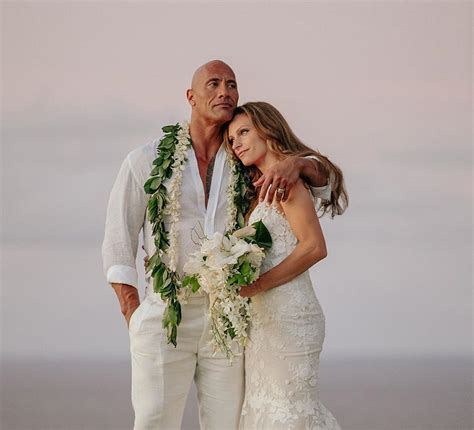 Dwayne Johnson and Lauren Hashian, Hawaii | Celebrity Weddings ...