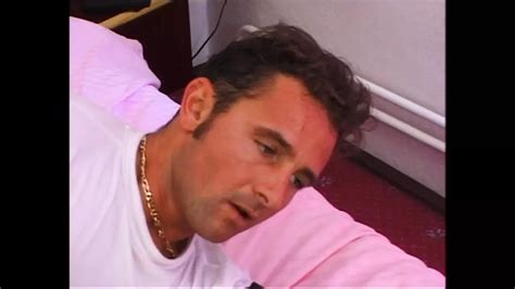 Schöne blonde sexy hausfrau wird von ihrem harten schwanz ehemann hart