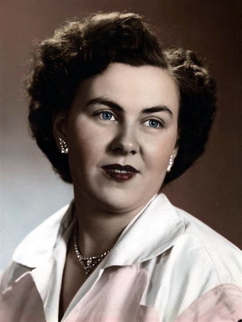 In Memory of Mary Lang: Obituary and Service Information