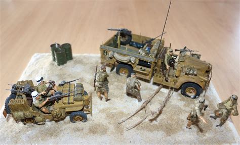 L.R.D.G. Command Car 30cwt Truck et Special Air Service (SAS) Jeep
